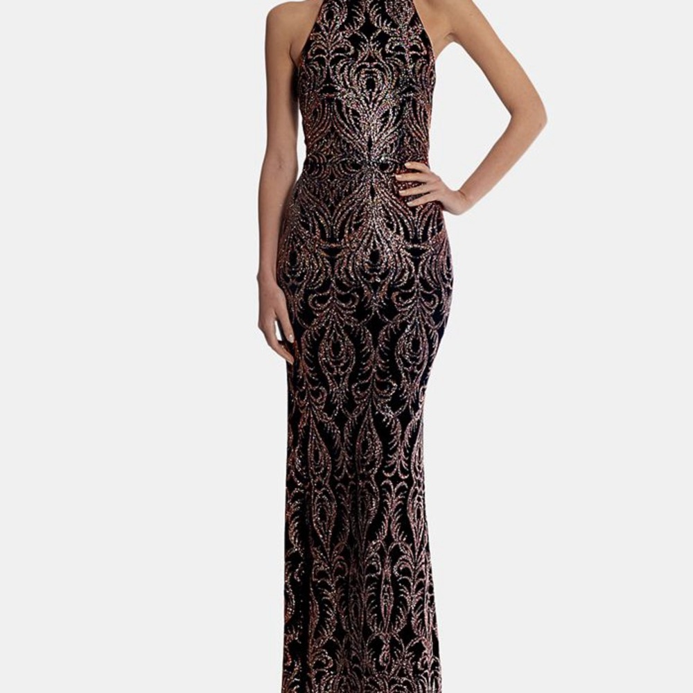 Chic Black and Gold Backless Dress